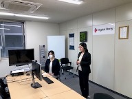Web会社説明会